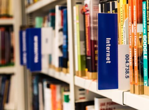 Featured image related to U.S. teen reading scores fall