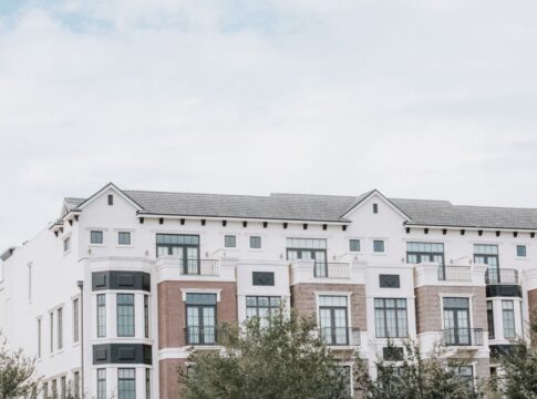 Featured image related to UGA student fell from 8th floor window while dancing