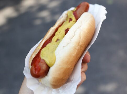 Featured image related to Massive meat recall hits 1.6M pounds of hot dogs, bacon, brisket sold nationwide